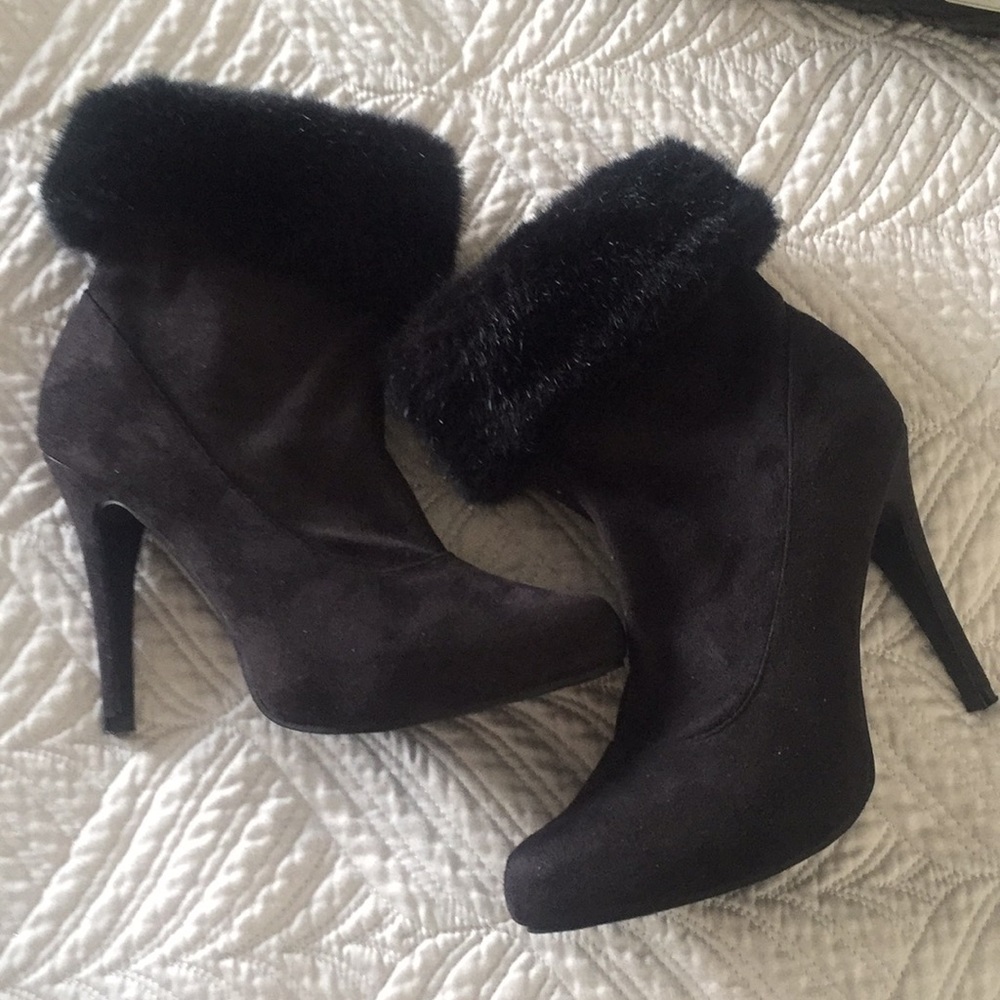 Kardashian Kollection Booties